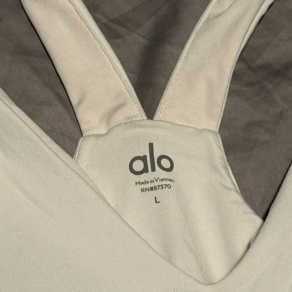 Alo crop top white - Picture 4 of 4